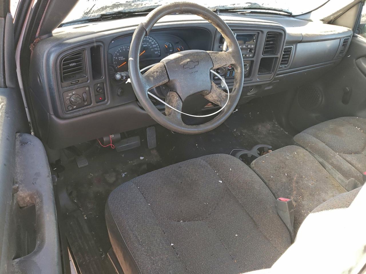 2005 CHEVROLET SILVERADO C1500 photo 22