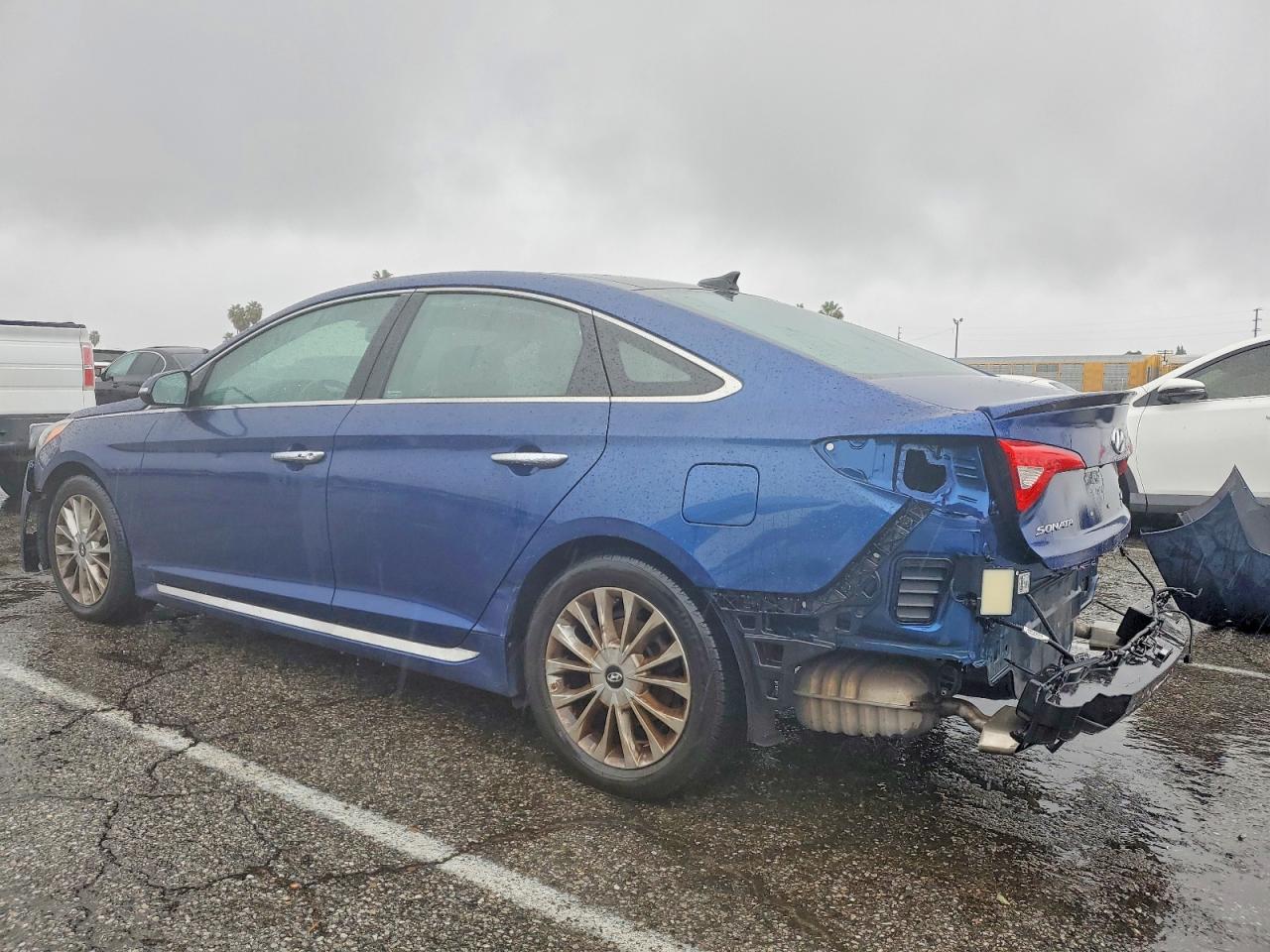 2015 HYUNDAI SONATA SPORT photo 2
