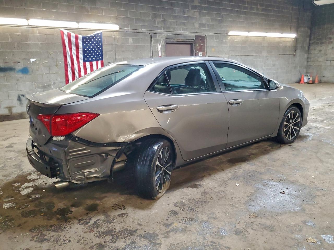 2017 TOYOTA COROLLA L photo 7