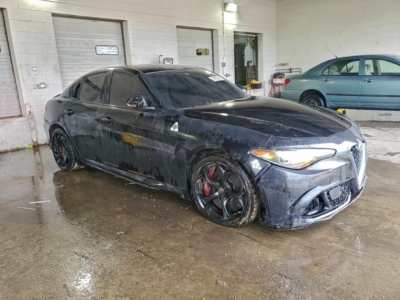 2017 ALFA ROMEO GIULIA QUADRIFOGLIO photo 7