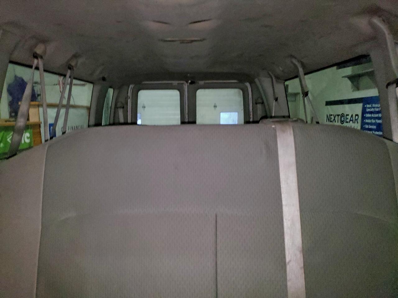 2011 FORD ECONOLINE E350 SUPER DUTY WAGON photo 10