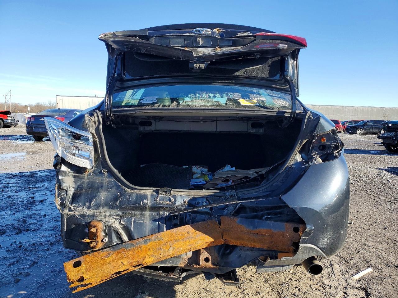 2014 TOYOTA COROLLA L photo 6