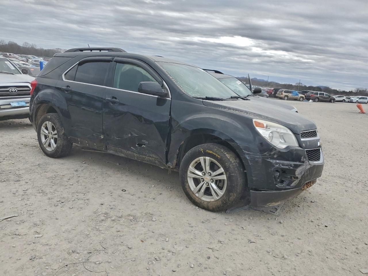 2015 CHEVROLET EQUINOX LT photo 4