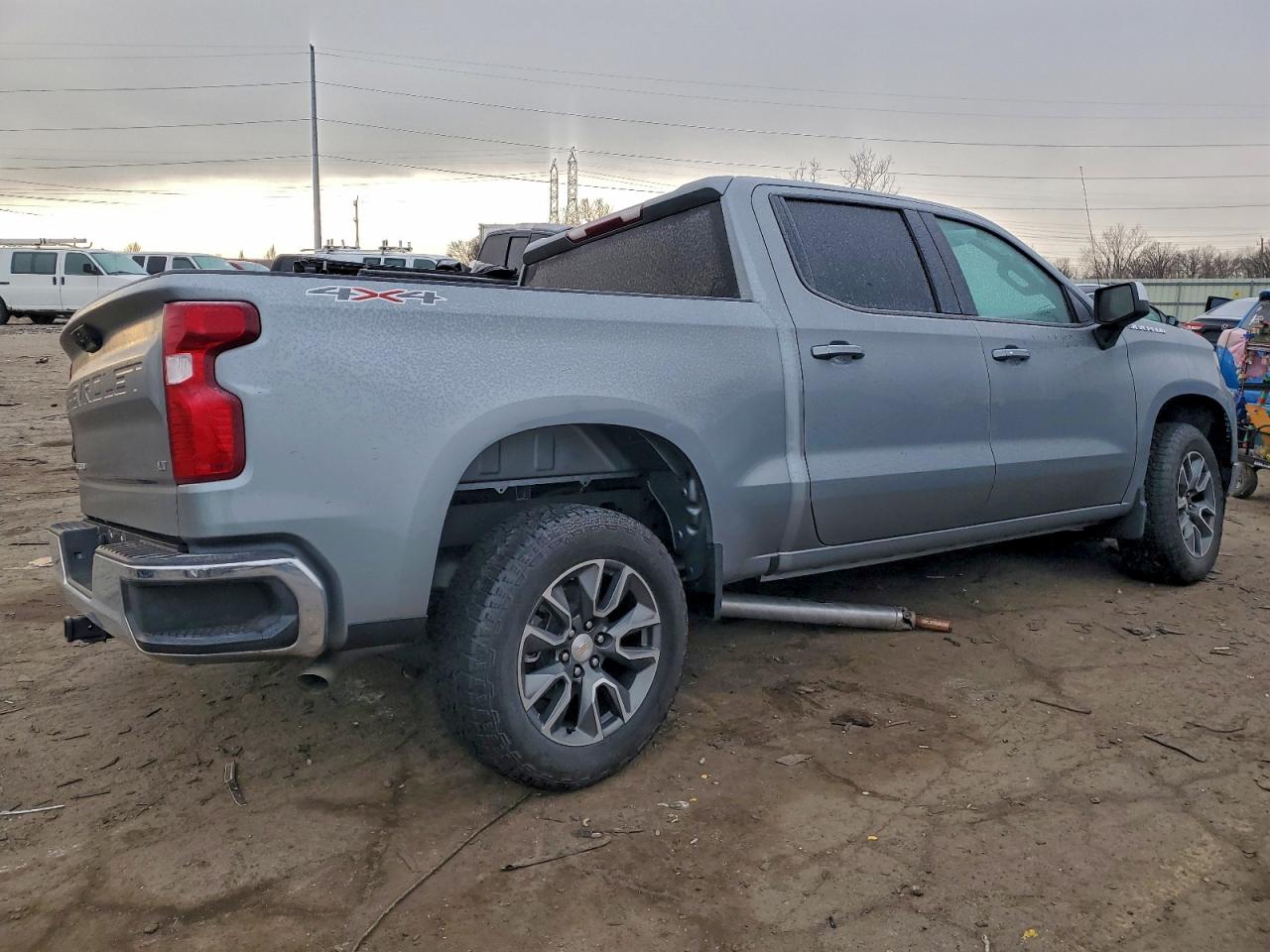 2025 CHEVROLET SILVERADO K1500 LT-L photo 5