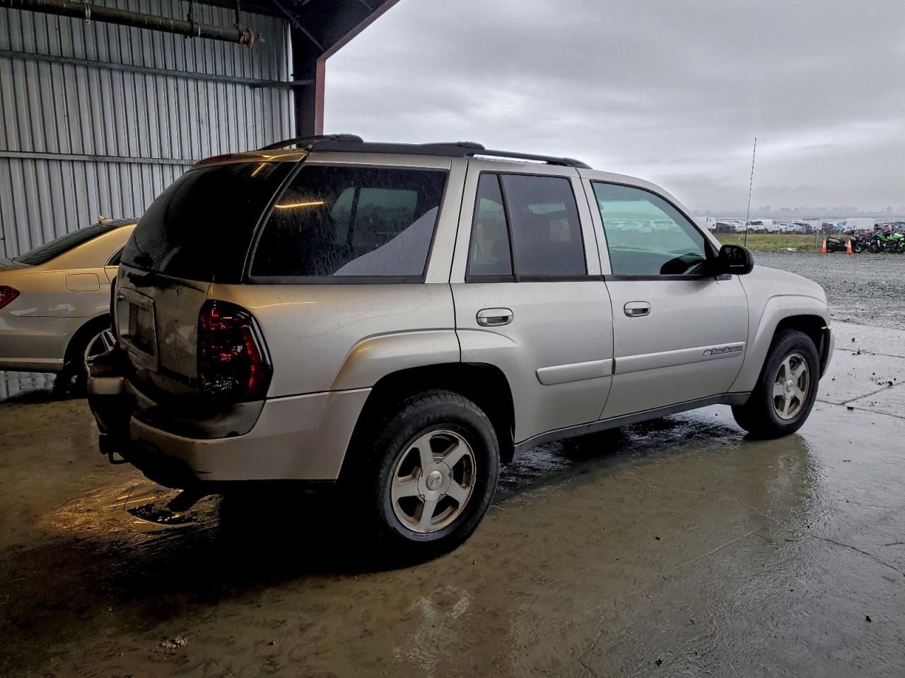 2004 CHEVROLET TRAILBLAZER LS photo 3