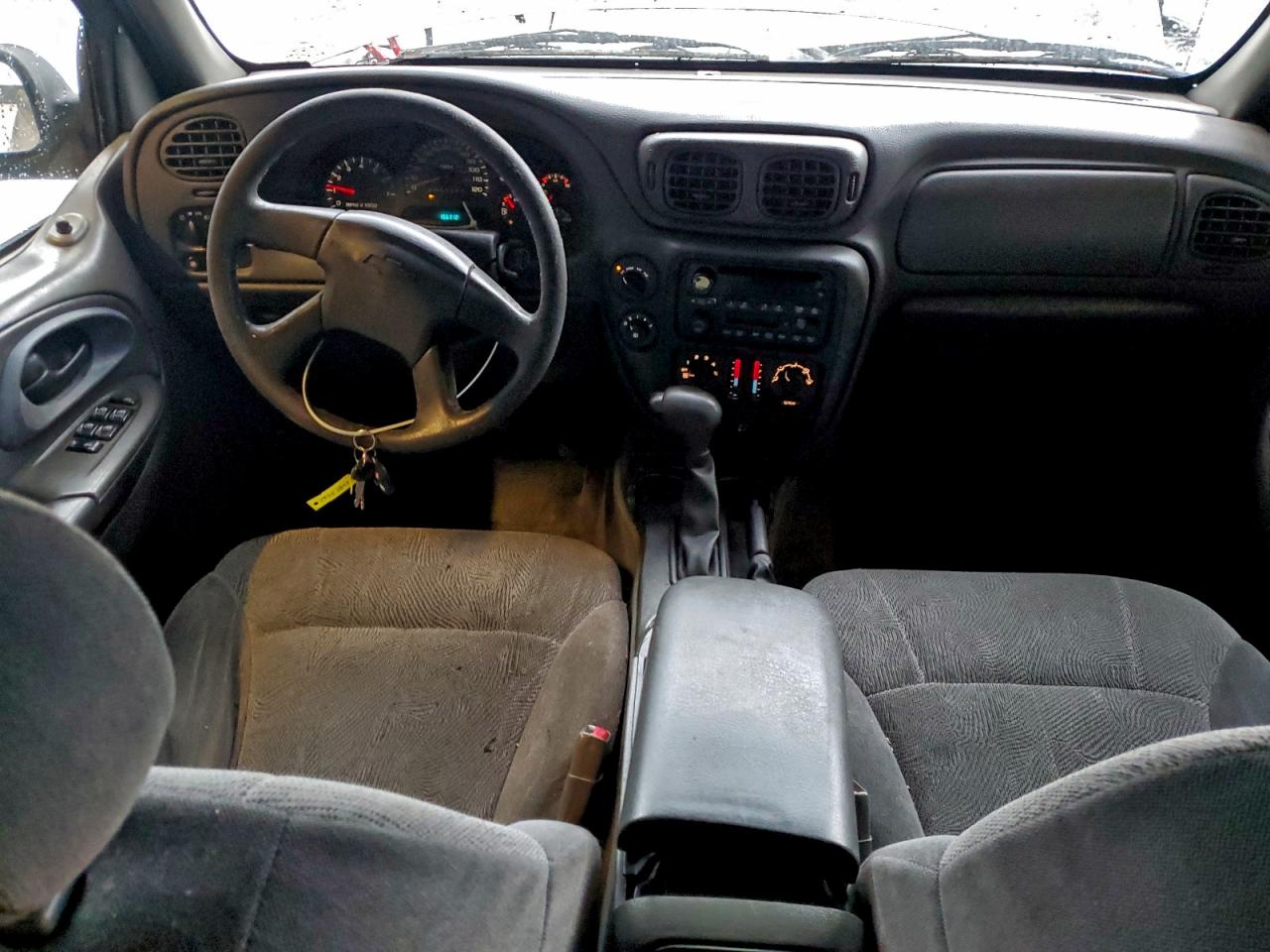 2004 CHEVROLET TRAILBLAZER LS photo 8