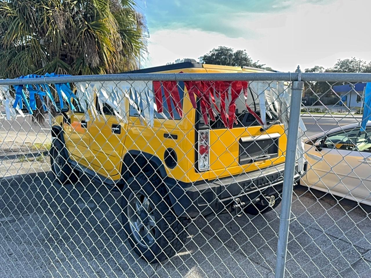 2003 HUMMER H2 photo 3