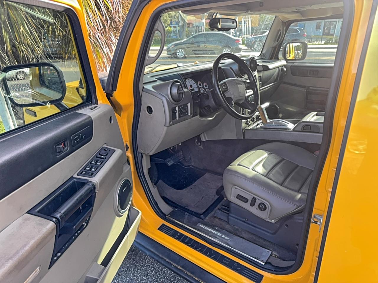 2003 HUMMER H2 photo 11