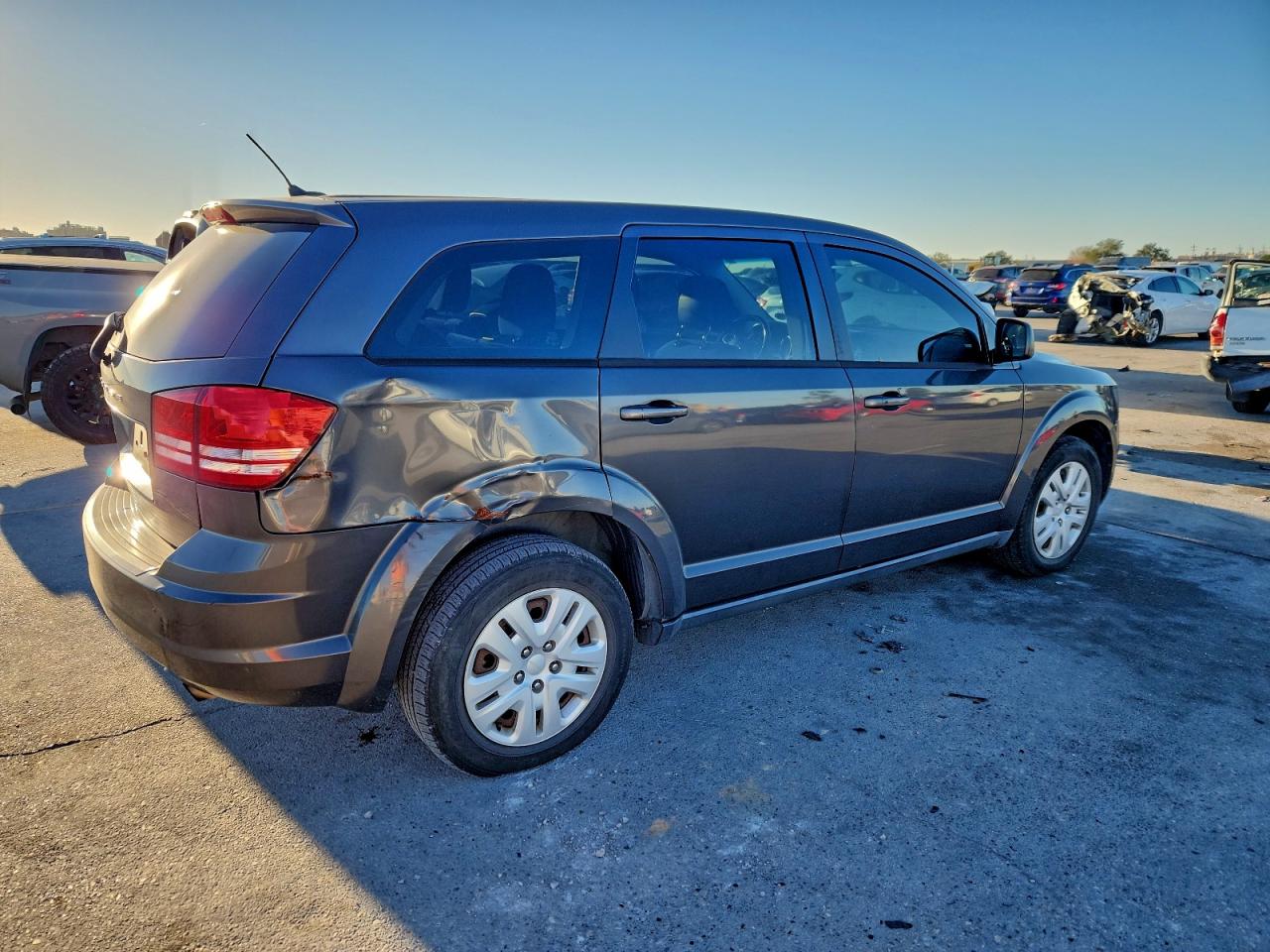 2014 DODGE JOURNEY SE photo 3