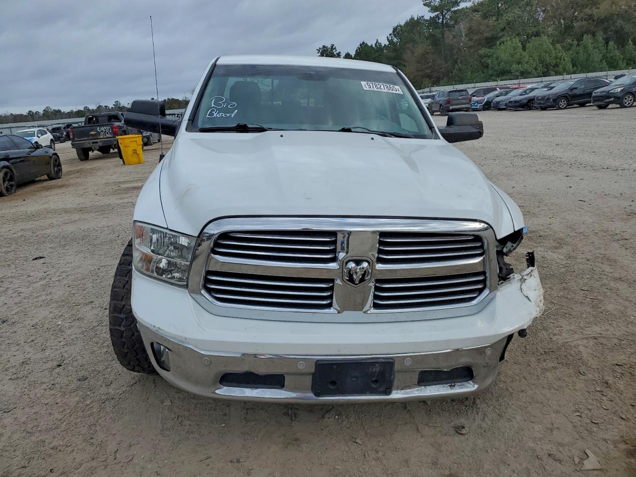 2014 RAM 1500 SLT photo 5