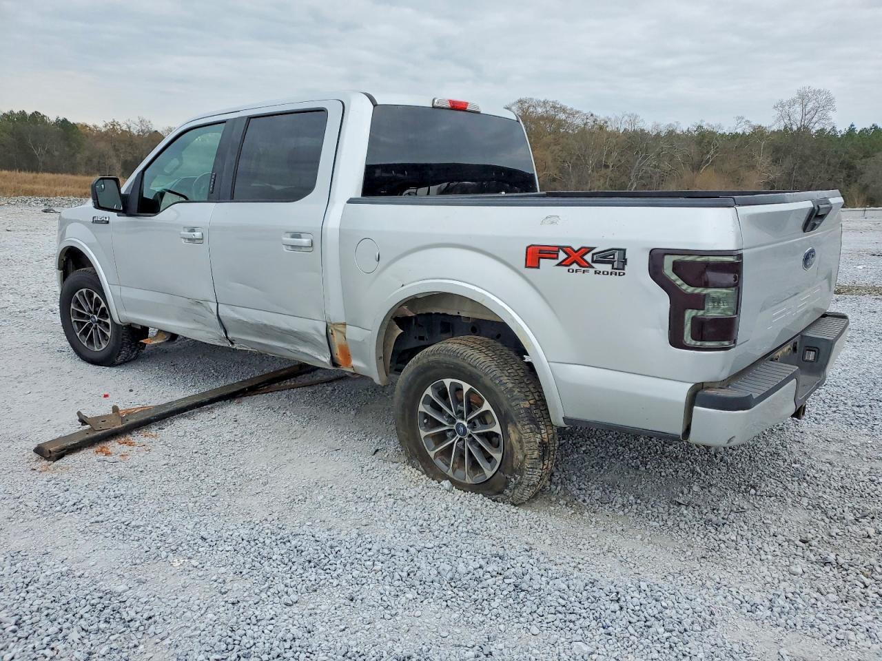 2019 FORD F150 SUPERCREW photo 2
