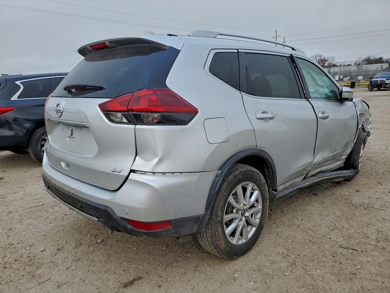 2020 NISSAN ROGUE S photo 3