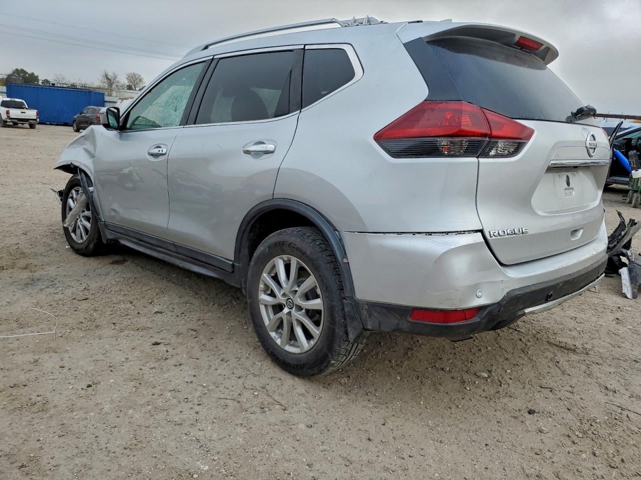 2020 NISSAN ROGUE S photo 2