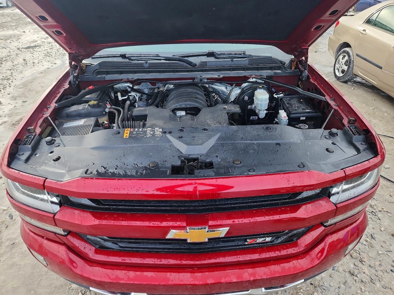 2018 CHEVROLET SILVERADO K1500 LT photo 11