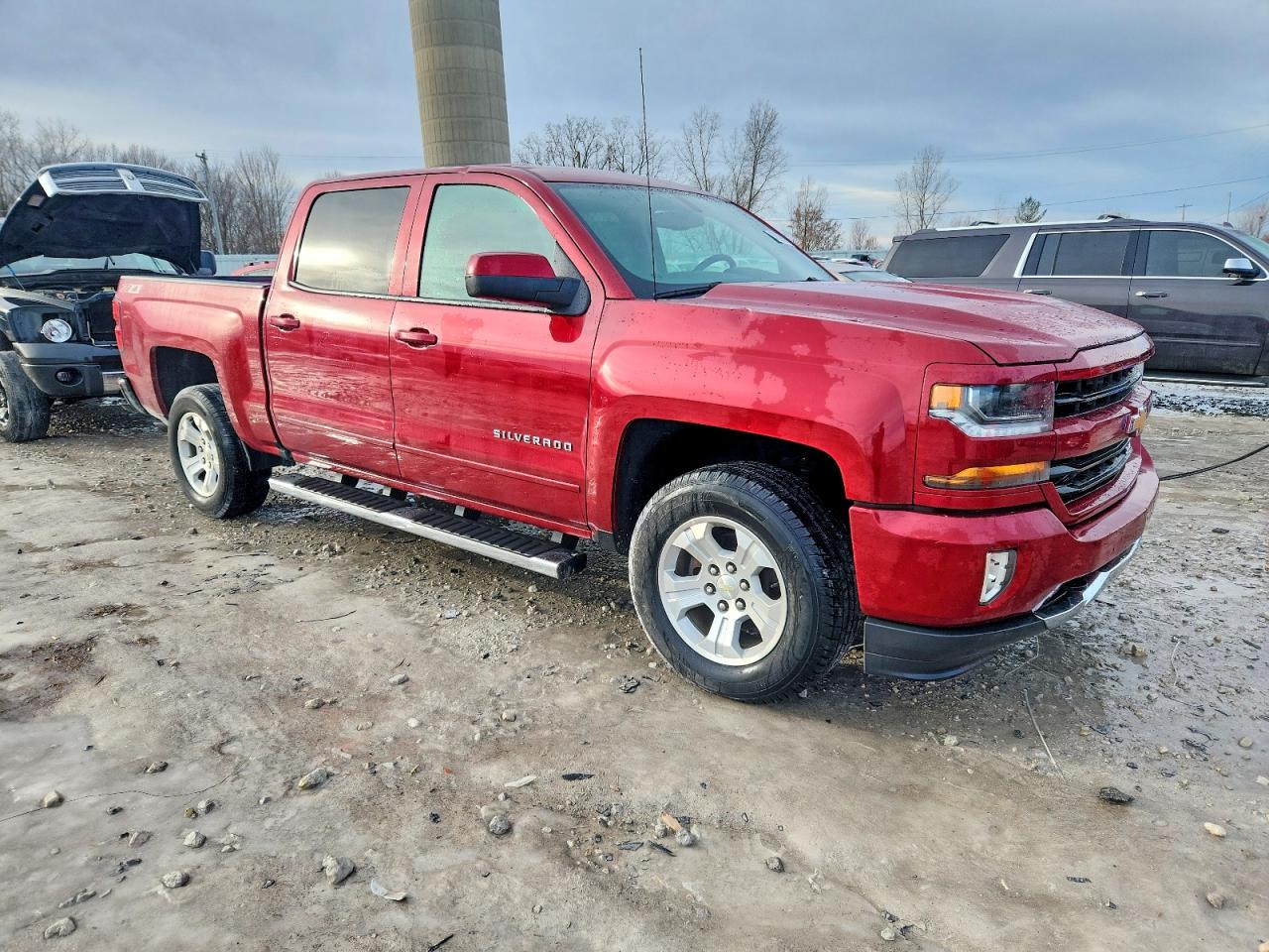 2018 CHEVROLET SILVERADO K1500 LT photo 4