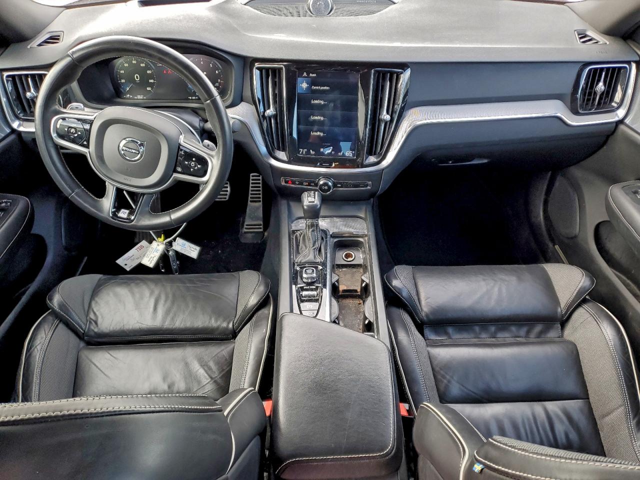 2019 VOLVO S60 T6 R-DESIGN photo 8