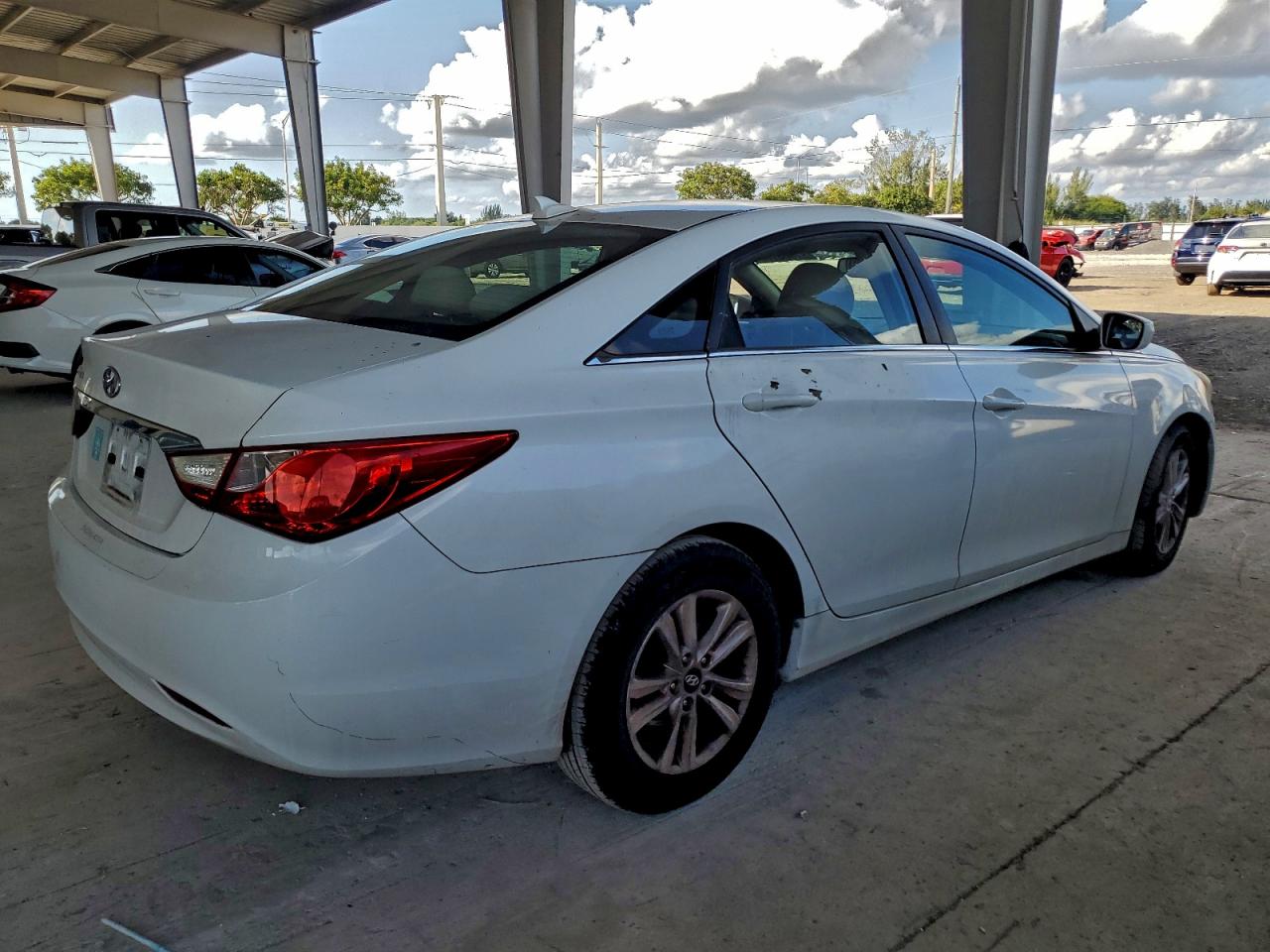 2013 HYUNDAI SONATA GLS photo 3