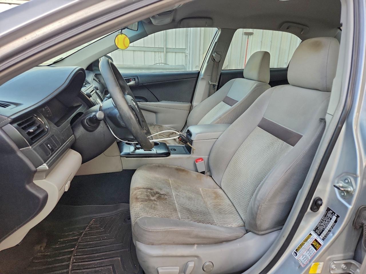 2013 TOYOTA CAMRY L photo 7