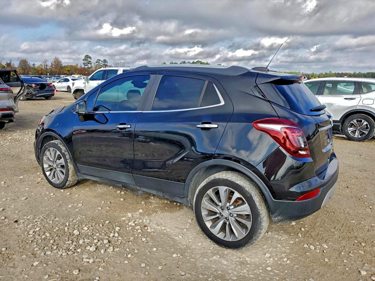 2020 BUICK ENCORE PREFERRED photo 2