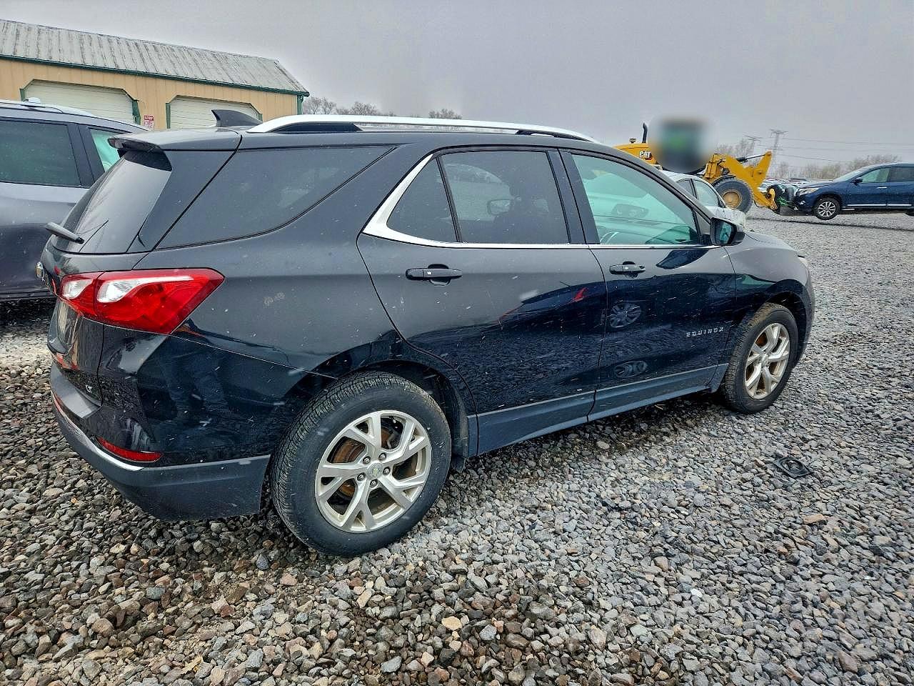 2018 CHEVROLET EQUINOX LT photo 3