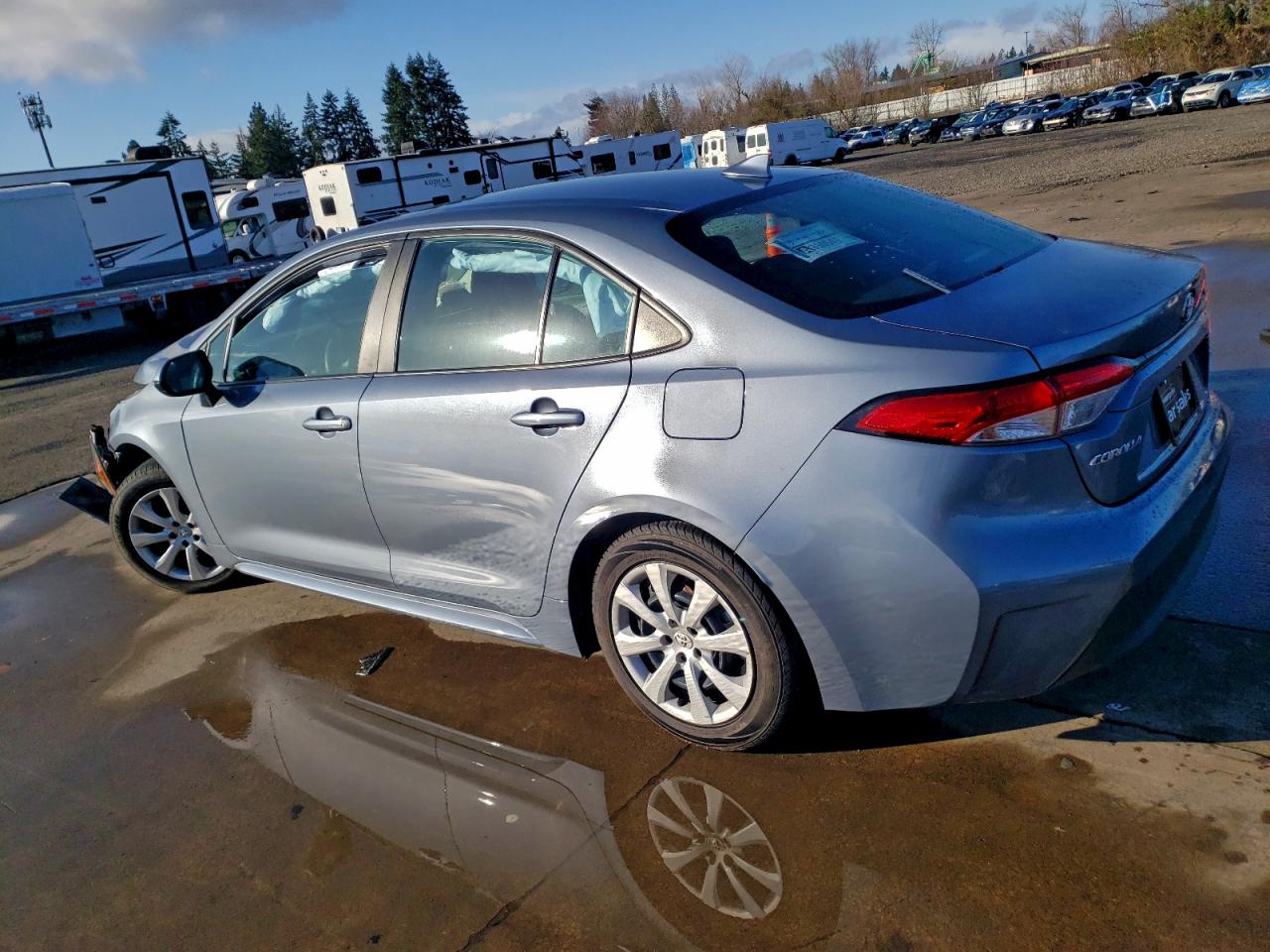 2023 TOYOTA COROLLA LE photo 3