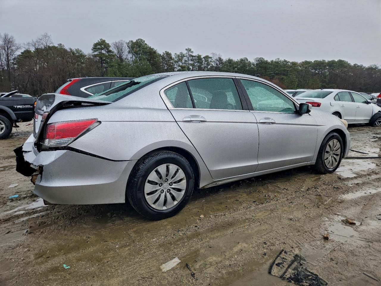 2011 HONDA ACCORD LX photo 5