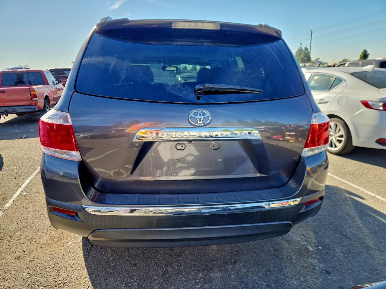 2013 TOYOTA HIGHLANDER LIMITED photo 16