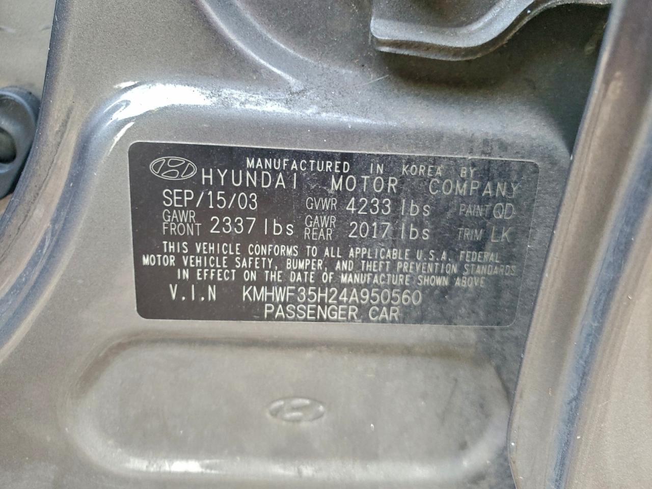 2004 HYUNDAI SONATA GLS photo 12