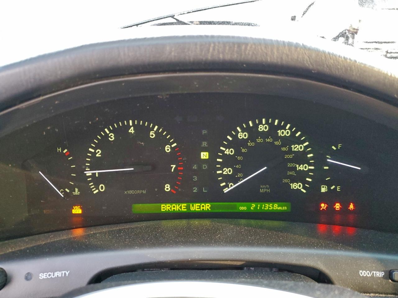 1999 LEXUS LS 400 photo 9