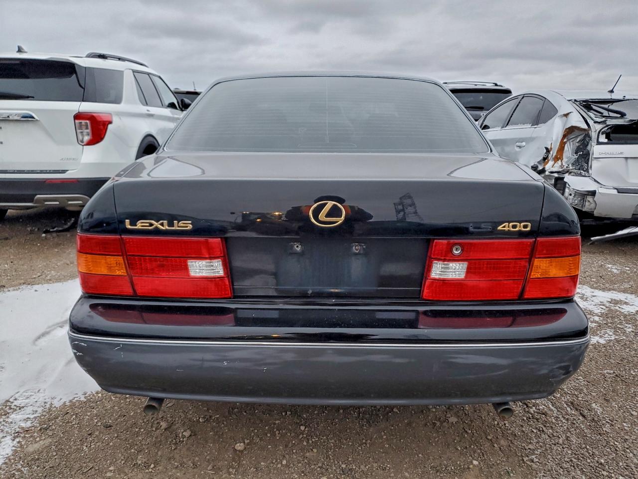 1999 LEXUS LS 400 photo 6