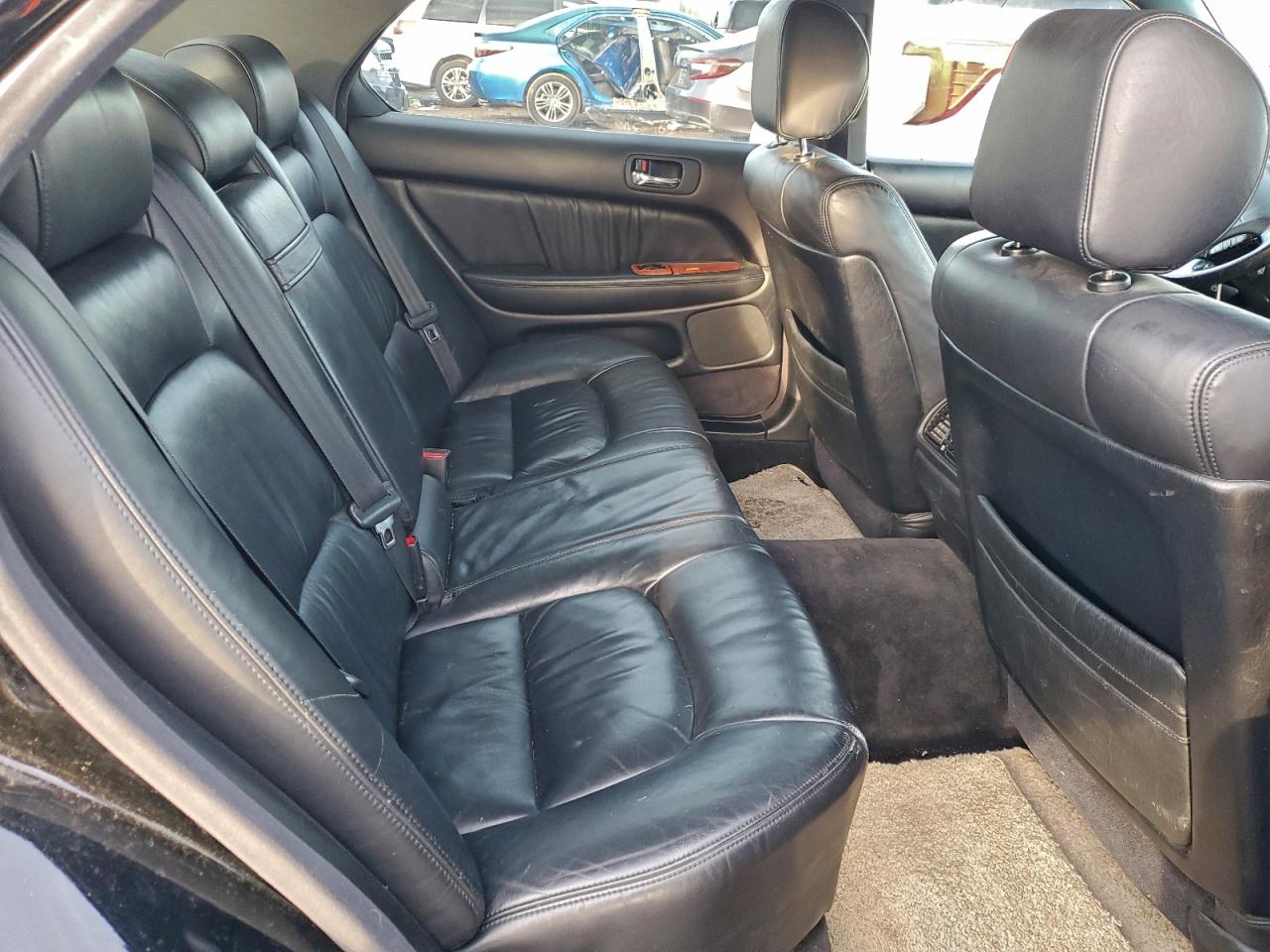 1999 LEXUS LS 400 photo 10