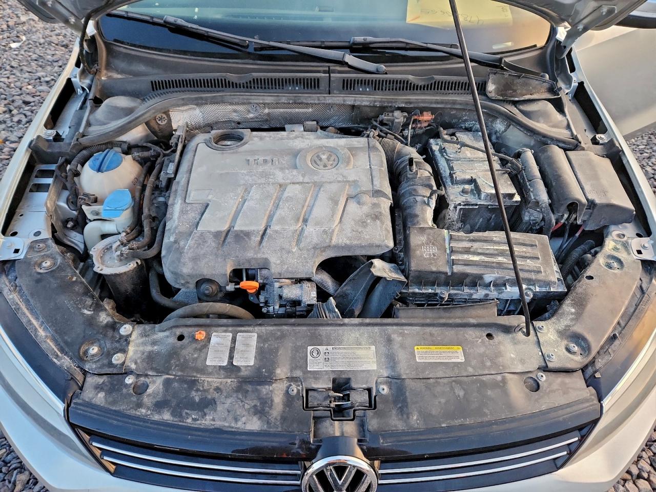 2013 VOLKSWAGEN JETTA TDI photo 11
