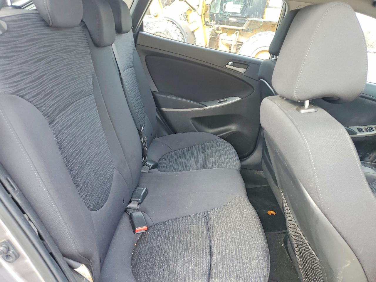 2017 HYUNDAI ACCENT SE photo 10