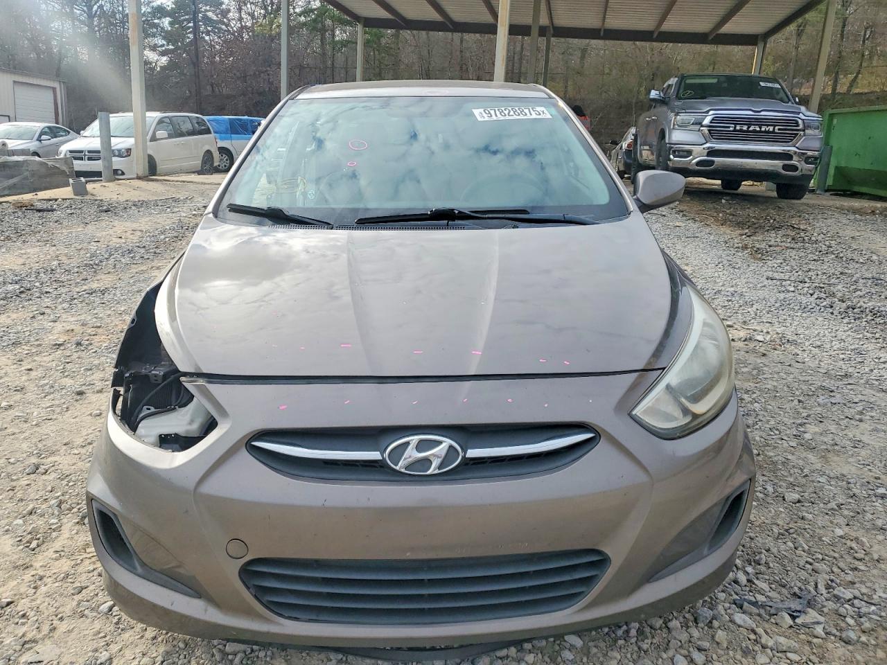 2017 HYUNDAI ACCENT SE photo 5