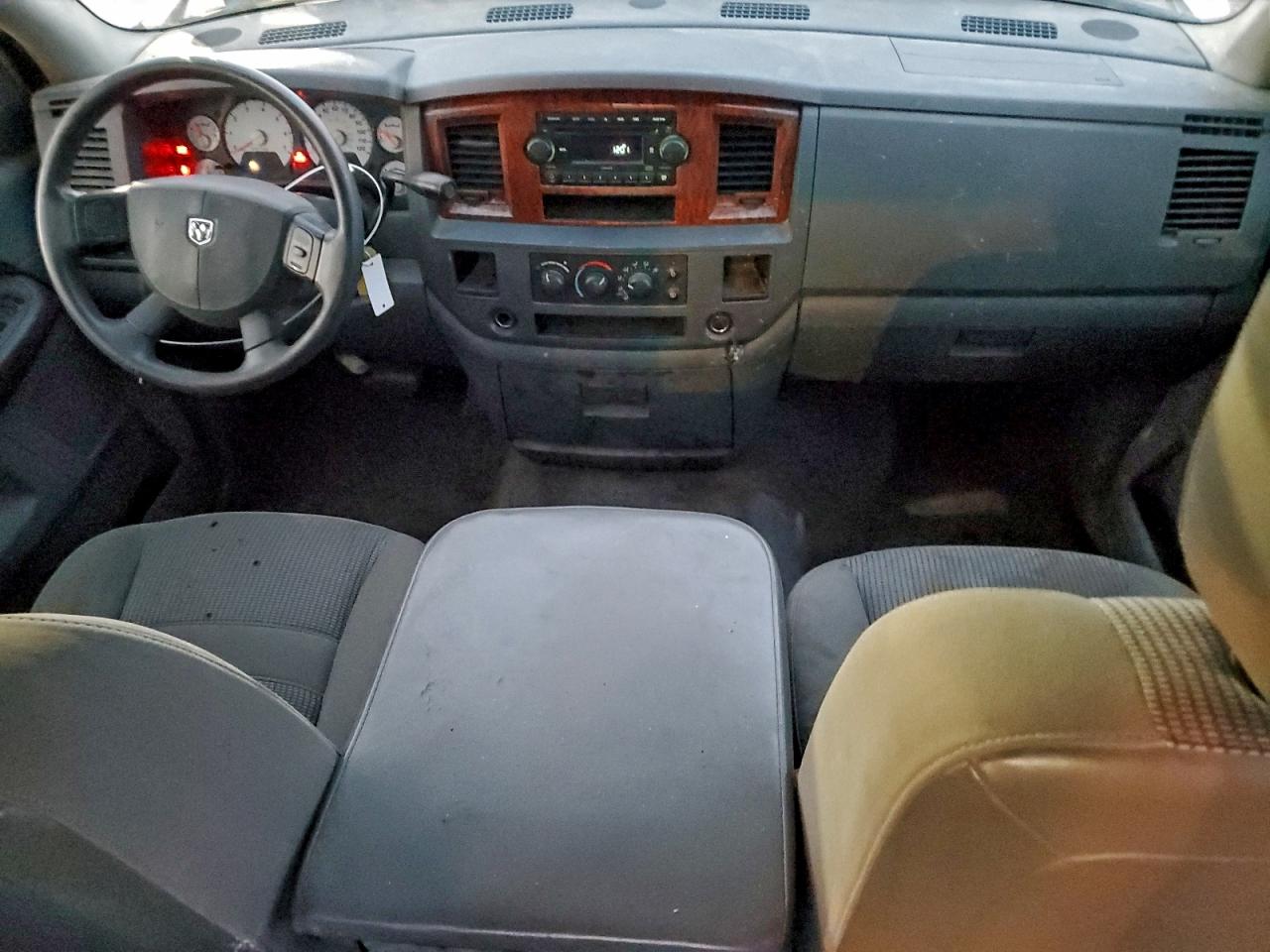 2006 DODGE RAM 1500 ST photo 8