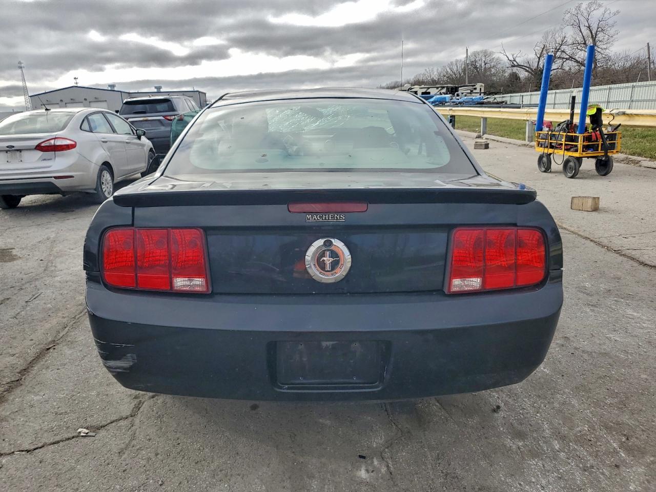 2007 FORD MUSTANG photo 11