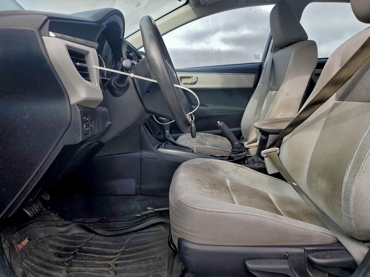 2016 TOYOTA COROLLA L photo 19