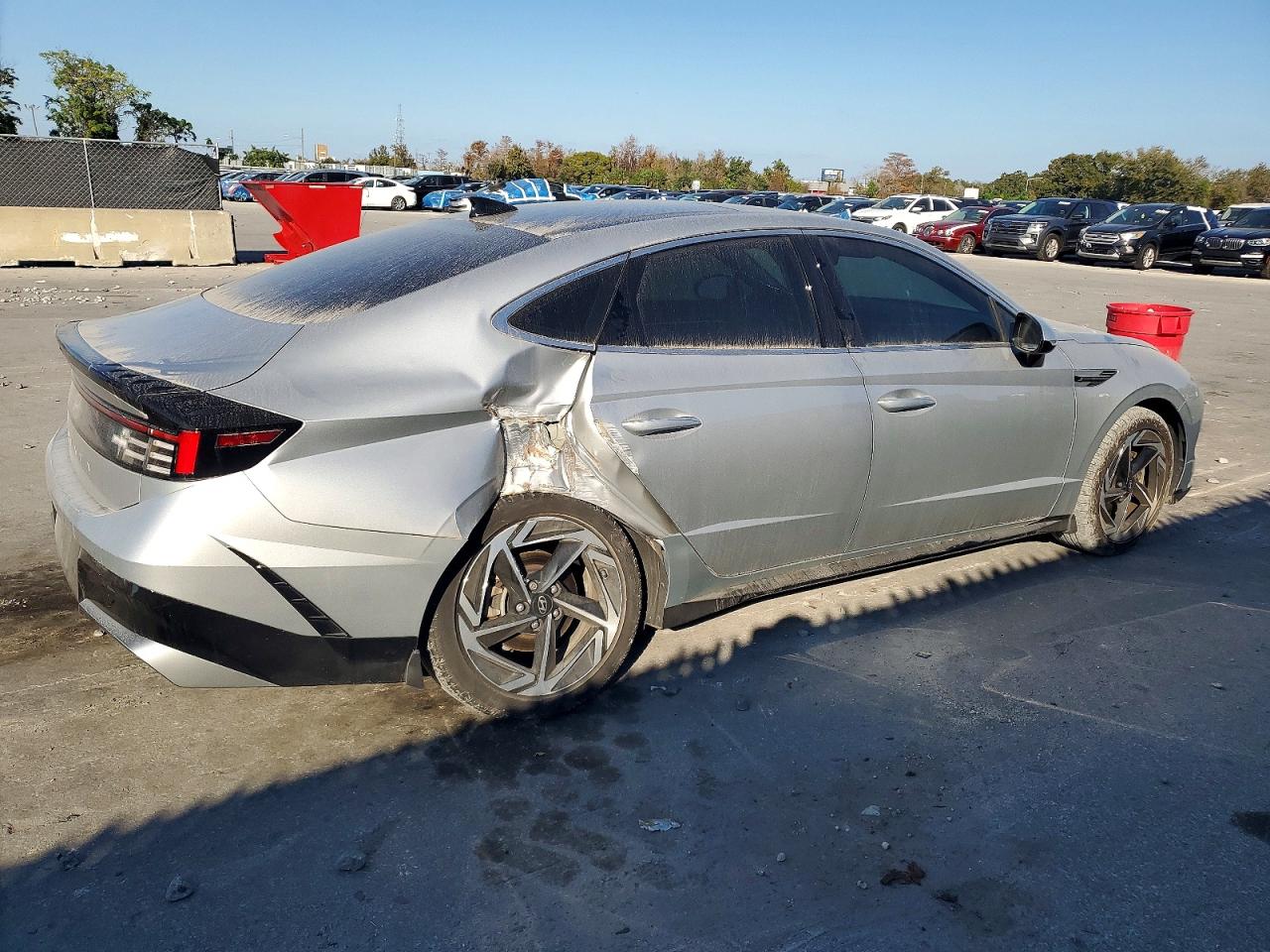 2024 HYUNDAI SONATA SEL photo 3