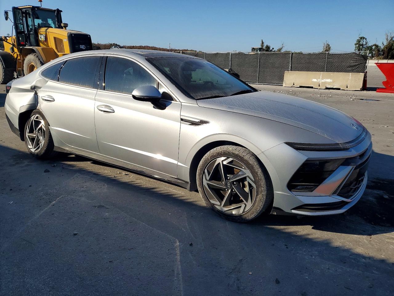 2024 HYUNDAI SONATA SEL photo 4