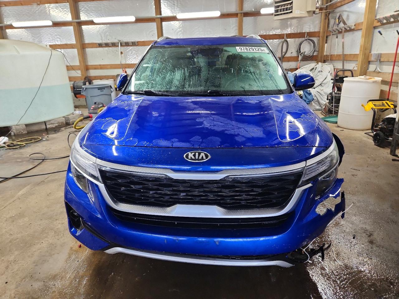 2021 KIA SELTOS S photo 5