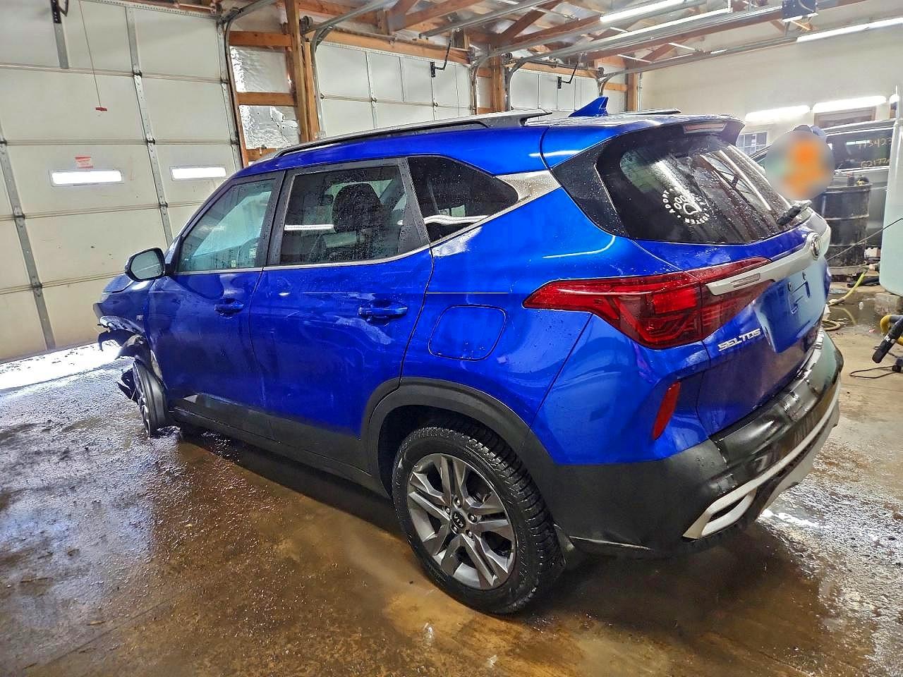 2021 KIA SELTOS S photo 2