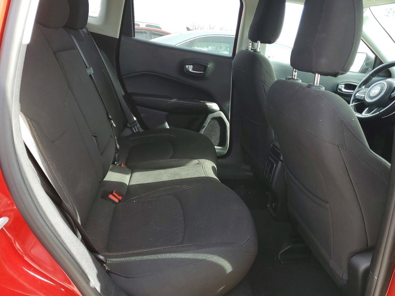 2021 JEEP COMPASS SPORT photo 31