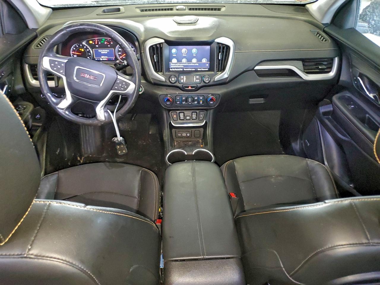 2020 GMC TERRAIN SLT photo 8