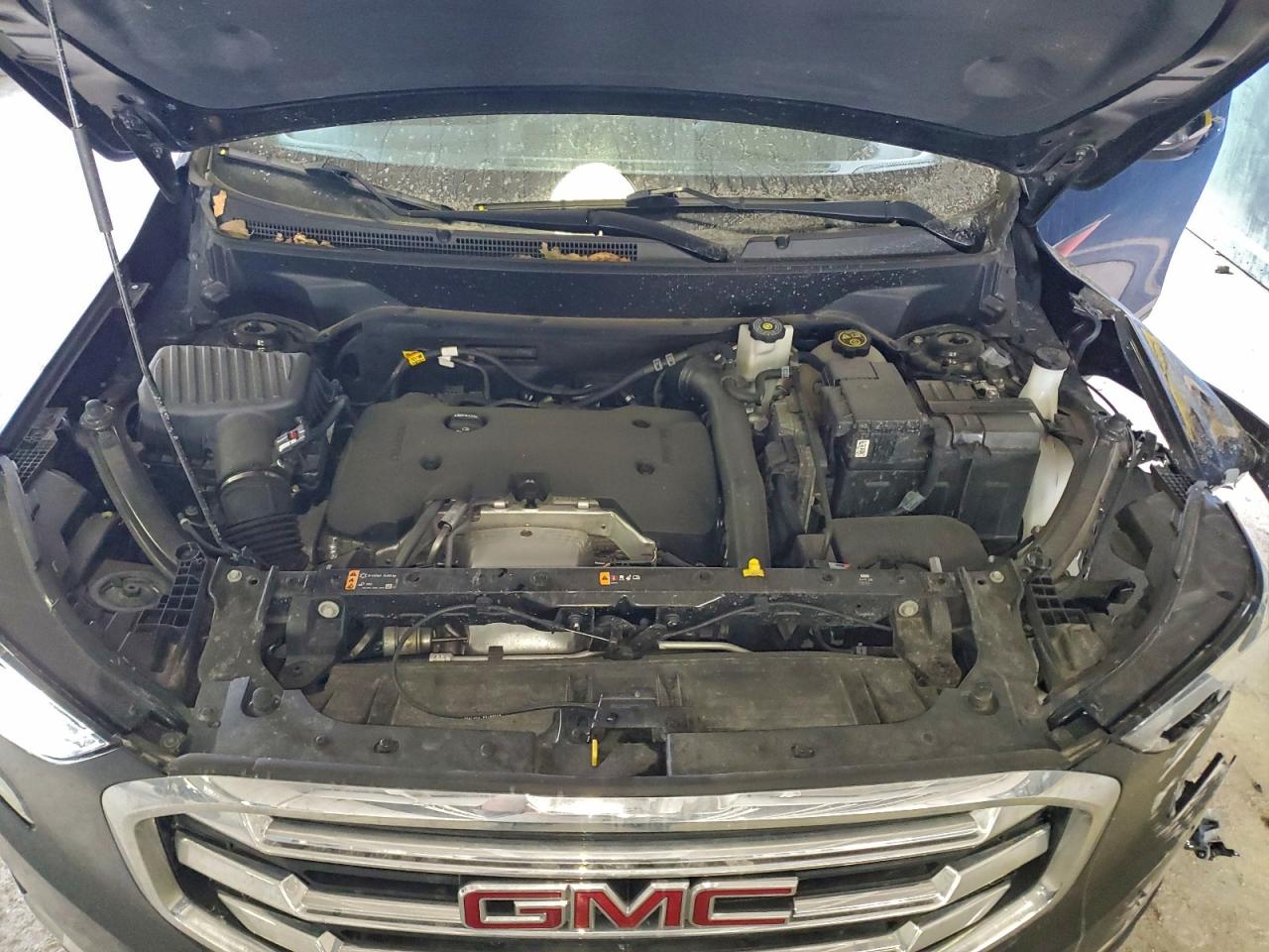 2020 GMC TERRAIN SLT photo 12