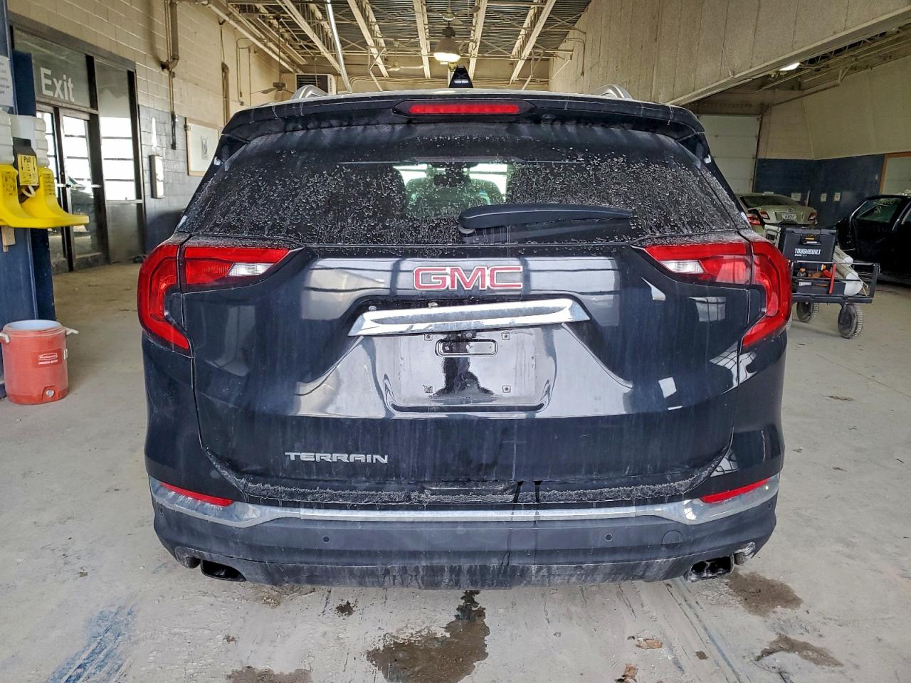 2020 GMC TERRAIN SLT photo 6