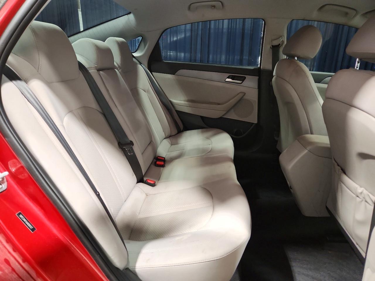 2018 HYUNDAI SONATA SE photo 10