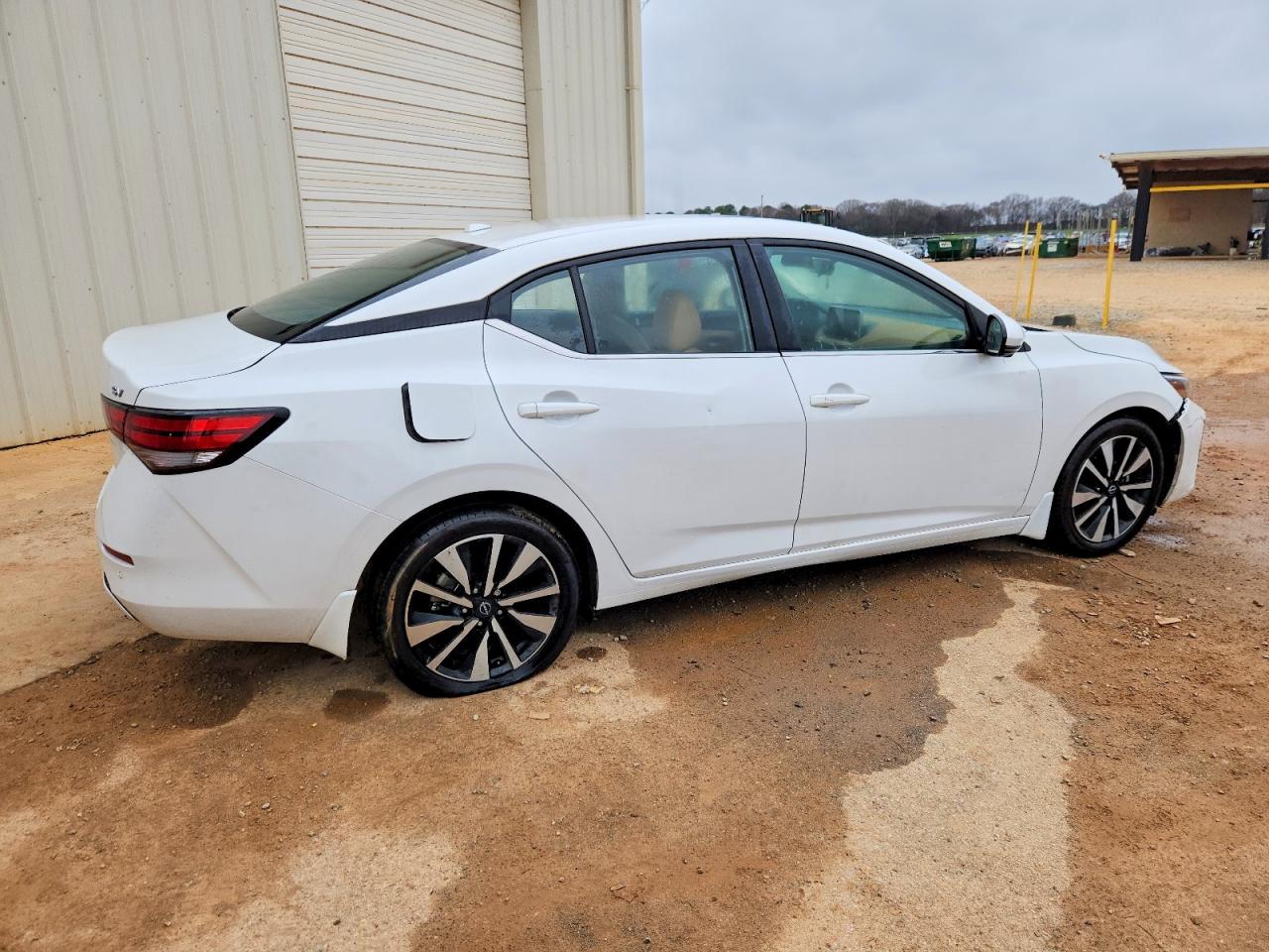 2024 NISSAN SENTRA SV photo 3