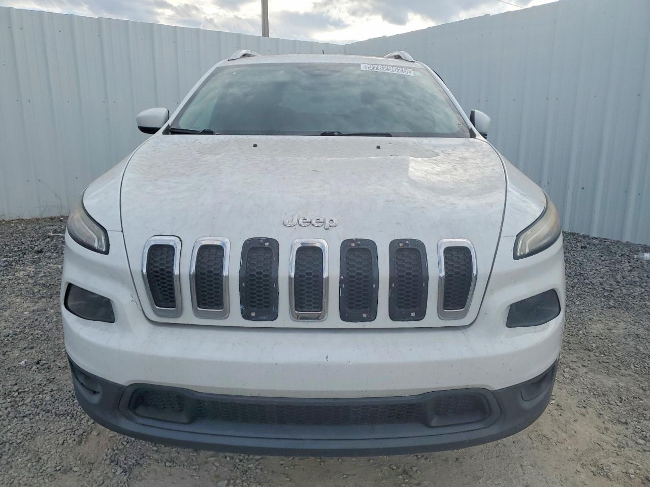 2016 JEEP CHEROKEE LATITUDE photo 5