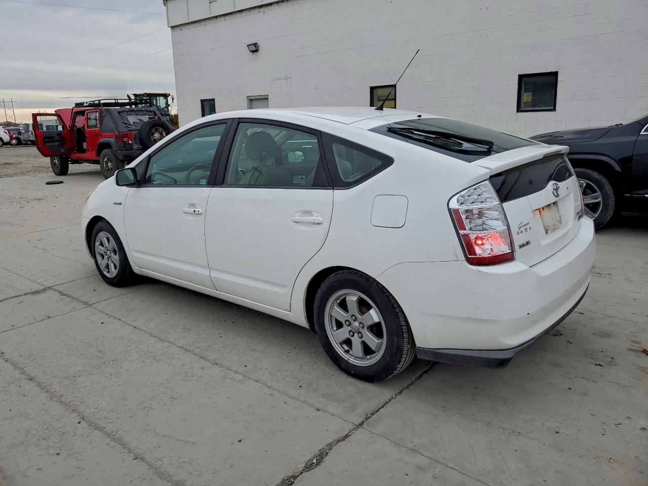 2009 TOYOTA PRIUS photo 2