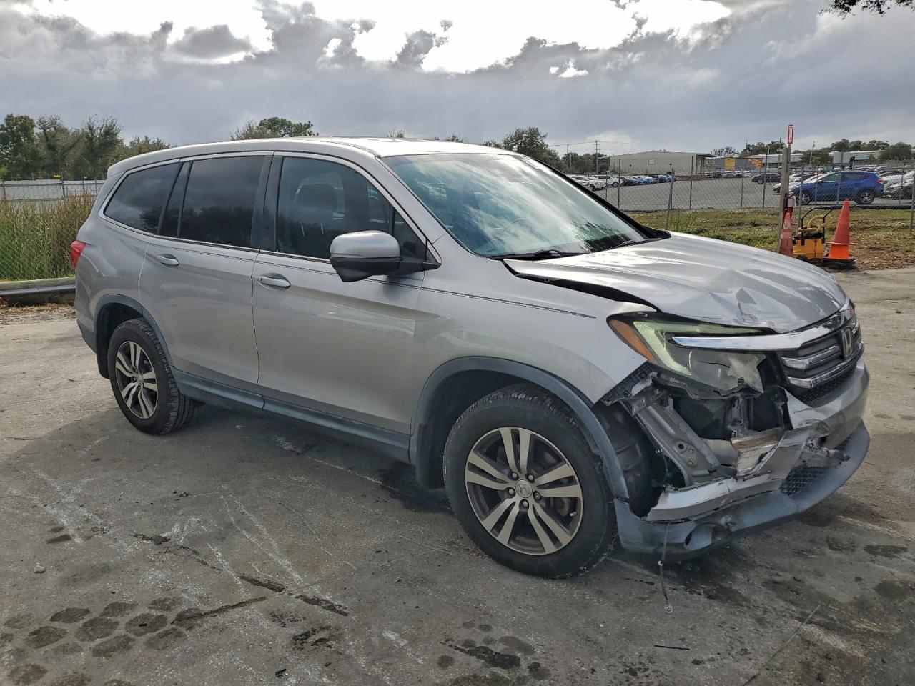 2016 HONDA PILOT EXL photo 4